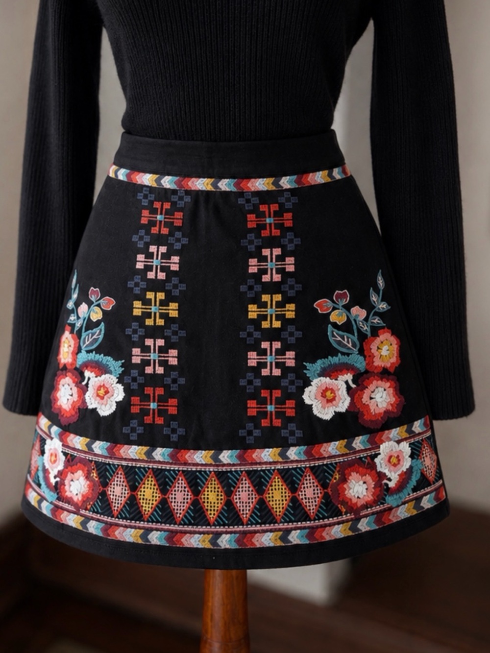 THML Anthropologie Style Embroidered Faux Suede Mini Skirt Multicolor Boho M